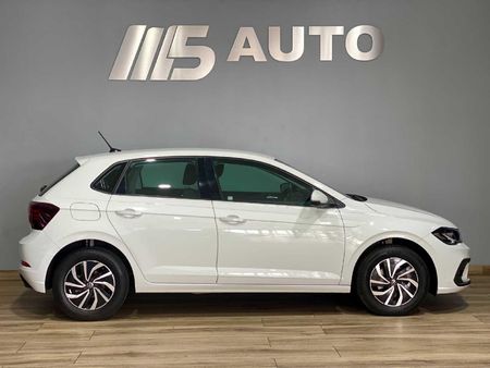 2025-Volkswagen-Polo-10-TSI-Life-Auto-DSG_3