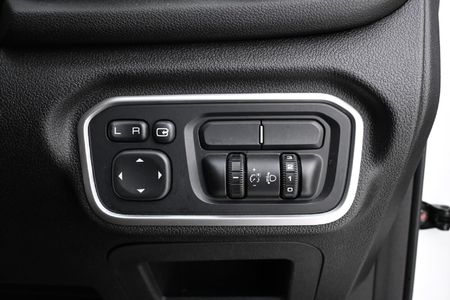 2024-GWM-P-Series-PV-20-TD-LT-4x4-Auto-Double-Cab_21