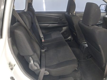 2019-Toyota-Avanza-15-SX_12