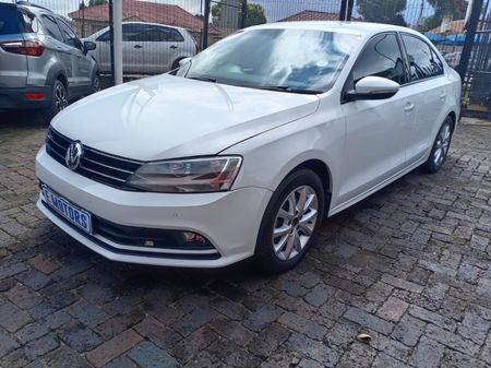 2015-Volkswagen-Jetta-GP-16-TDI-Comfortline-Auto_1