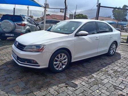 2015-Volkswagen-Jetta-GP-16-TDI-Comfortline-Auto_4
