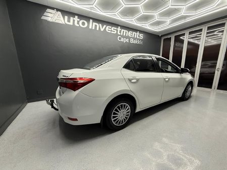 2019-Toyota-Corolla-14-D-Esteem_2