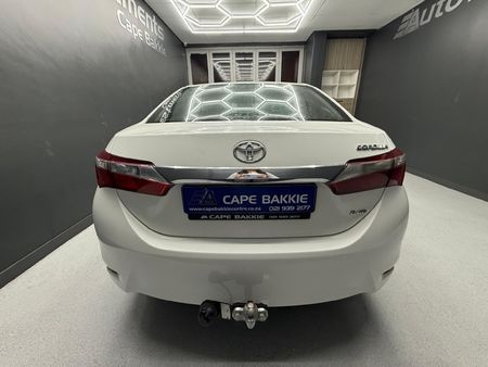2019-Toyota-Corolla-14-D-Esteem_3