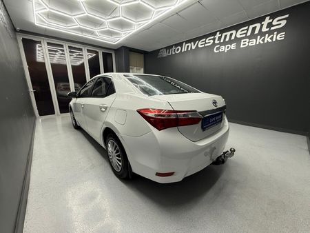 2019-Toyota-Corolla-14-D-Esteem_4