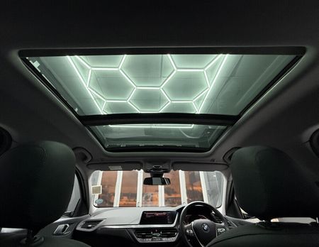 2021-BMW-1-Series-118i-Sport-Line_15