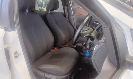 2023-Volkswagen-Polo-Vivo-10-TSI-GT-5-dr_8