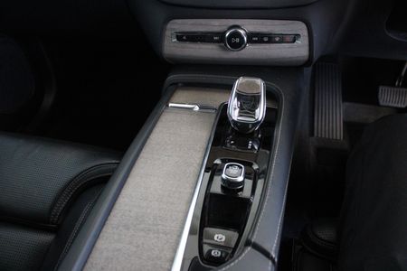 2022-Volvo-XC90-T8-Twin-Engine-Inscription-AWD_15