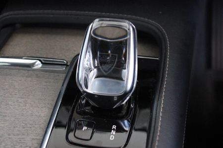 2022-Volvo-XC90-T8-Twin-Engine-Inscription-AWD_16