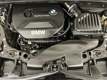 2017-BMW-X1-sDrive18i-Auto_13