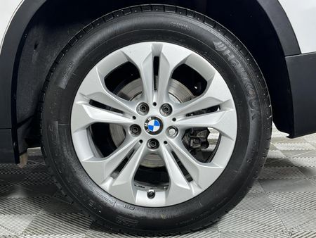 2017-BMW-X1-sDrive18i-Auto_6