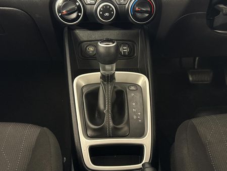 2021-Hyundai-Venue-10-TGDI-Motion-Auto_10