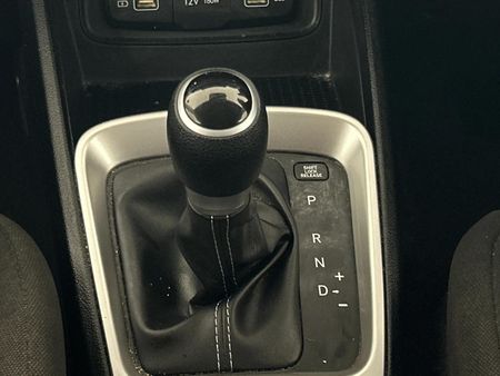 2023-Hyundai-Venue-10-TGDI-Motion-DCT_10