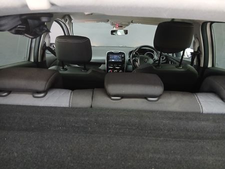 2015-Renault-Clio-IV-900T-Dynamique-5-dr-66kW_3