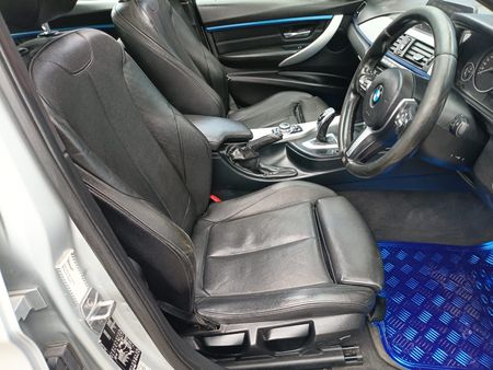 2018-BMW-3-Series-320d-M-Sport-Auto_9