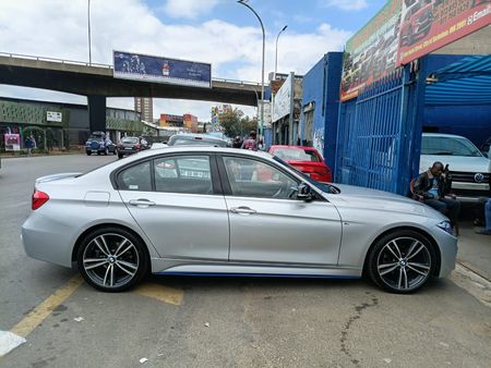 2018-BMW-3-Series-320d-M-Sport-Auto_3