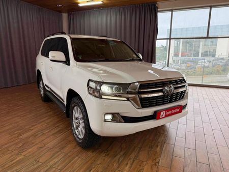 2021-Toyota-Land-Cruiser-200-45-D-V8-VX-R-Auto_0