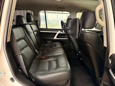 2021-Toyota-Land-Cruiser-200-45-D-V8-VX-R-Auto_14