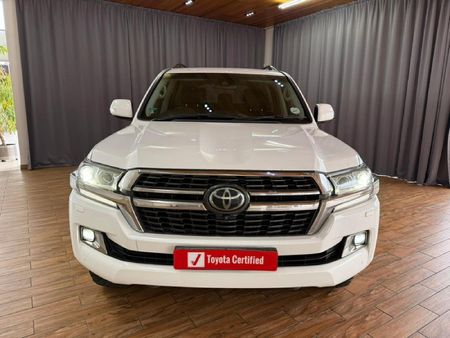 2021-Toyota-Land-Cruiser-200-45-D-V8-VX-R-Auto_3