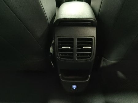 2024-Hyundai-i20-12-Premium_15