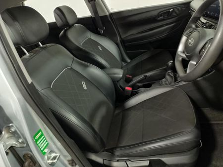 2024-Hyundai-i20-12-Premium_18
