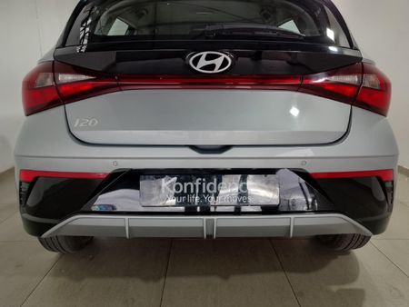 2024-Hyundai-i20-12-Premium_8