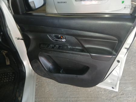 2022-Suzuki-Ertiga-15-GL_12