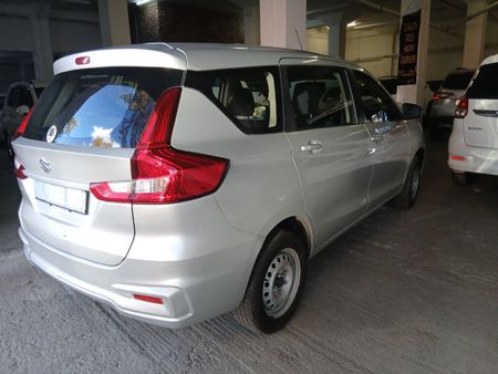 2022-Suzuki-Ertiga-15-GL_5