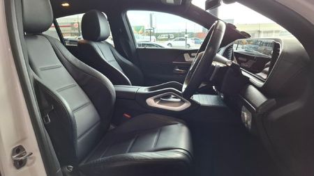 2025-Mercedes-Benz-GLE-Coupe-450D-4Matic_11