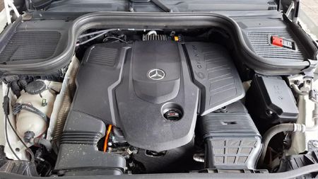 2025-Mercedes-Benz-GLE-Coupe-450D-4Matic_6