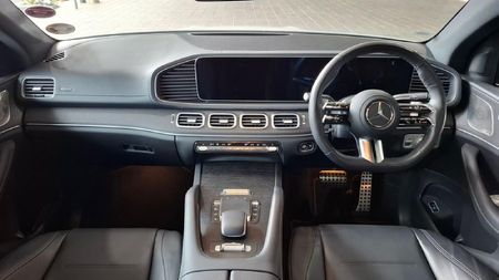 2025-Mercedes-Benz-GLE-Coupe-450D-4Matic_8