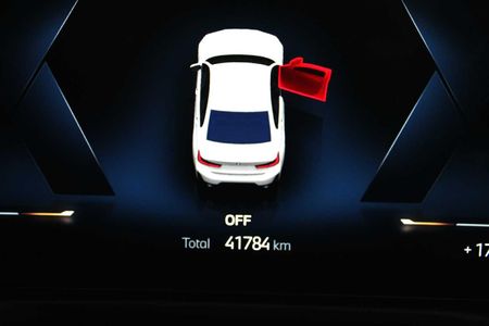 2022-BMW-3-Series-318i-M-Sport-Auto_14