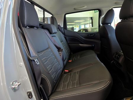 2026-Nissan-Navara-25-DDTi-PRO-4X-4X4-Auto-Double-Cab_14