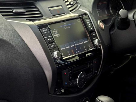 2026-Nissan-Navara-25-DDTi-PRO-4X-4X4-Auto-Double-Cab_24