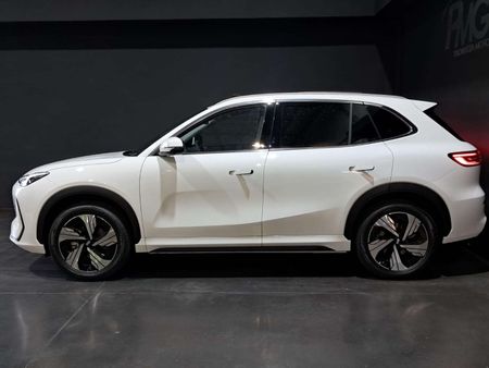 2026-Geely-E5-Apex_2