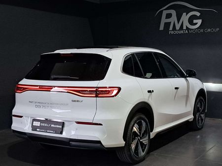 2026-Geely-E5-Apex_4