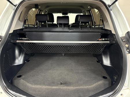 2016-Toyota-RAV4-20-GX_13