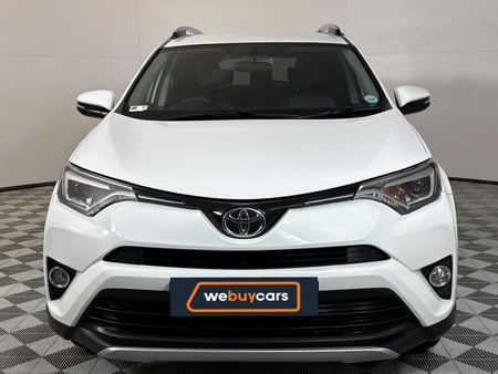 2016-Toyota-RAV4-20-GX_14