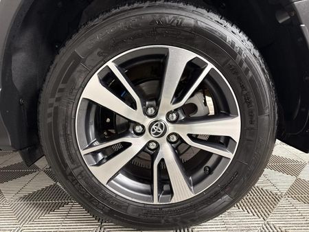 2016-Toyota-RAV4-20-GX_6