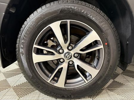 2016-Toyota-RAV4-20-GX_7