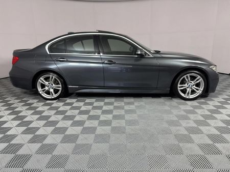 2012-BMW-3-Series-320d-M-Sport-Auto_16