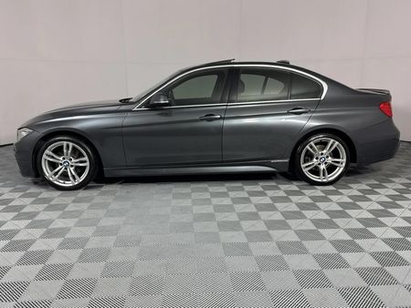 2012-BMW-3-Series-320d-M-Sport-Auto_17
