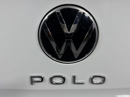 2025-Volkswagen-Polo-10-TSI-Life-Auto-DSG_11