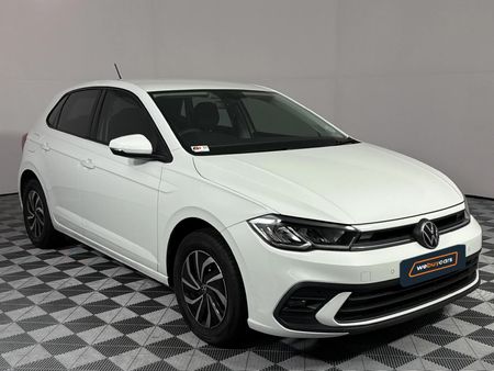 2025-Volkswagen-Polo-10-TSI-Life-Auto-DSG_16