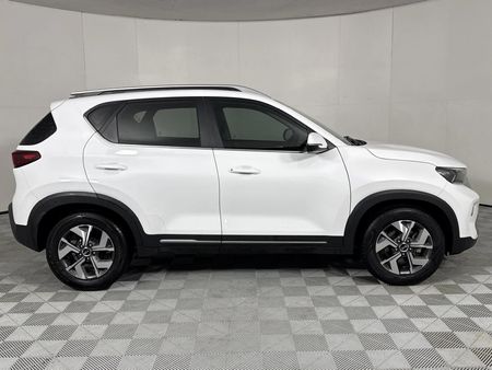 2021-Kia-Sonet-15-EX_14