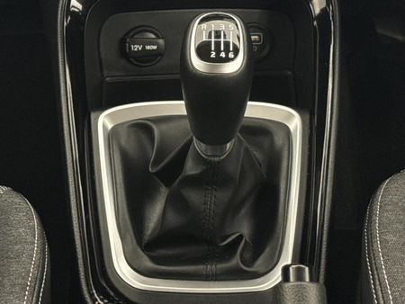 2021-Kia-Sonet-15-EX_7