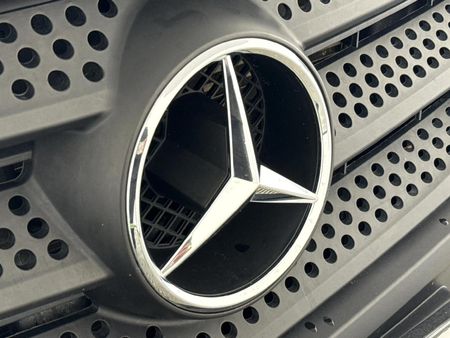 2018-Mercedes-Benz-Vito-111-16-CDI-Mixto-CrewCab-Panel-Van_11