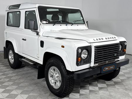 2011-Land-Rover-Defender-90-Puma-Station-Wagon_13