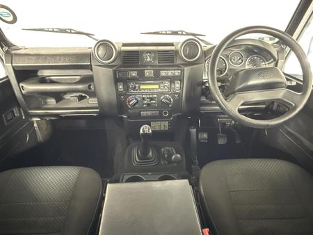 2011-Land-Rover-Defender-90-Puma-Station-Wagon_1