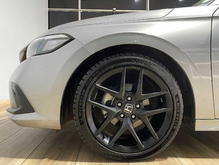 2024-Honda-Civic-15T-RS-Auto_5