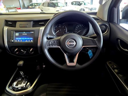 2026-Nissan-Navara-25-DDTi-SE-Auto-Double-Cab_4